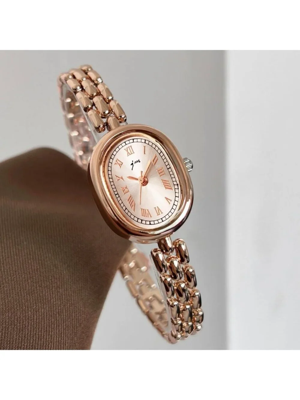 Elegant Women's Small Face Oval Quartz Watch | Slim Metal Link Band, Gold/Silver